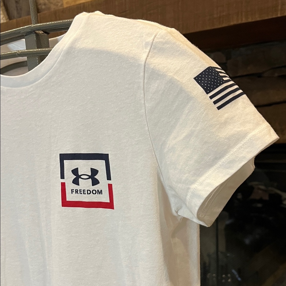 Under Armour White Freedom Loose Tee with Flag Accent, Size Small